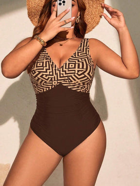 Maiô Encanto Tropical Plus Size
